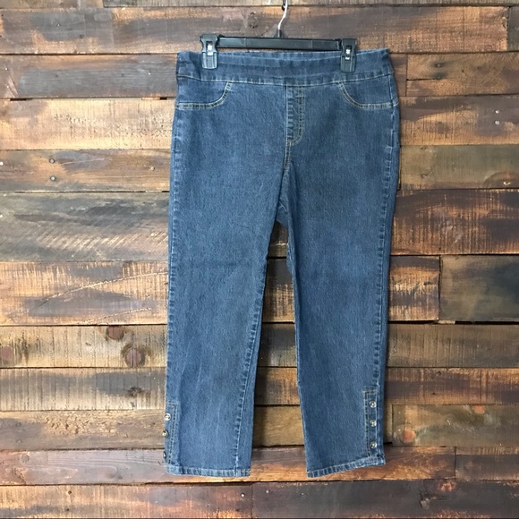 Jean Capris - Picture 1 of 7